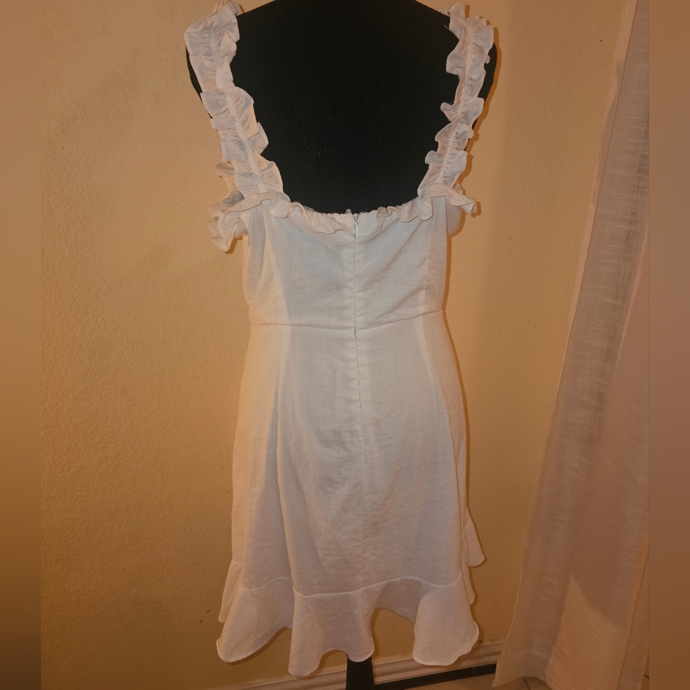 Cotton White Ruffle Sleeveless Dress - Picture 4 of 9